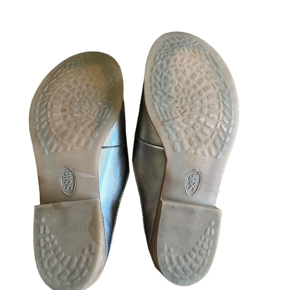 Women’s 8 1/2 Mules - Picture 3 of 4